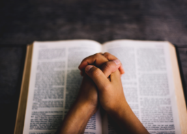 Lady Praying_Bible